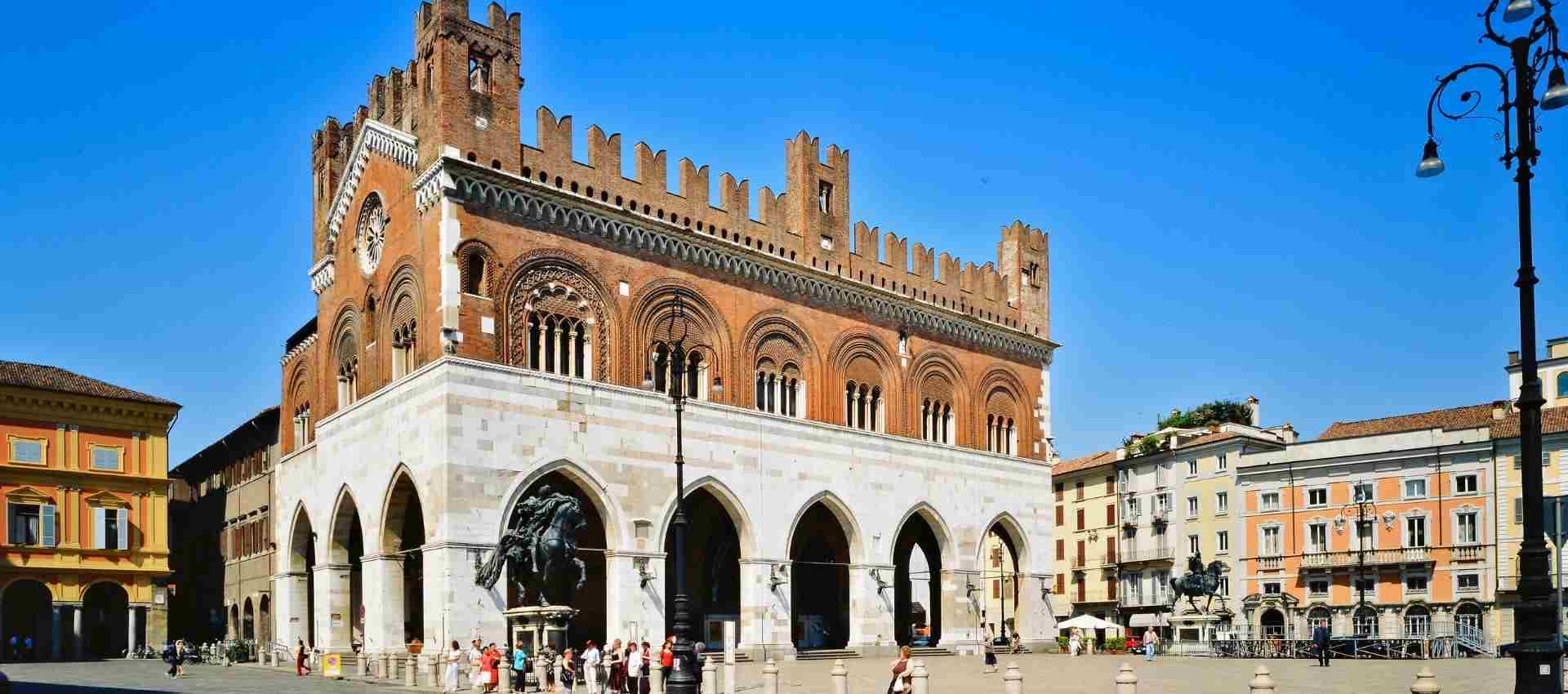 Agenzia di comunicazione a Piacenza per aziende che vogliono contatti reali